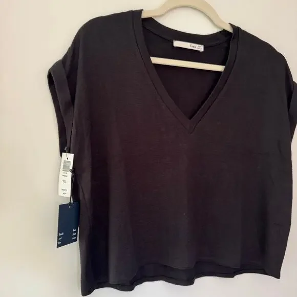 NWT Aritzia Wilfred Free Black Knit Top - Picture 4 of 8